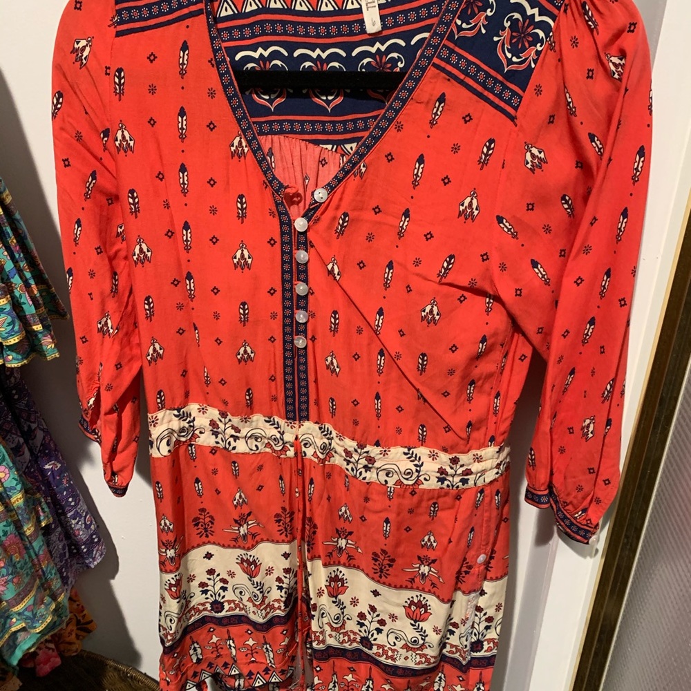 Wanderer size 6 romper